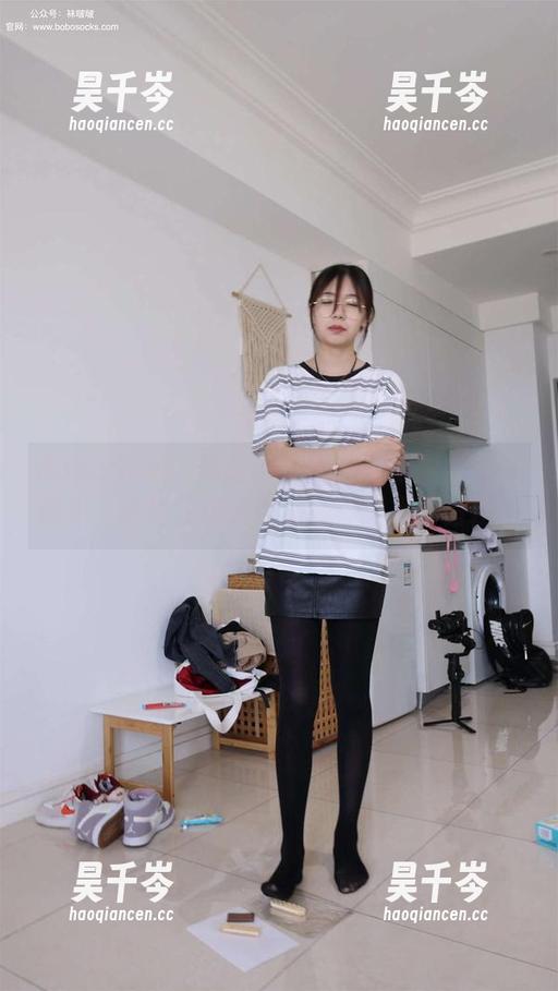 BoBoSocks袜啵啵 - 一只脚小腿的白丝诱惑，小甜豆精选作品集你绝不能错过！