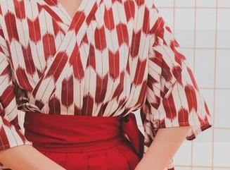 GIRLT果团网 – 免费原图：何嘉颖和她的厨娘日常，这视觉味道，真的是有点‘色’！