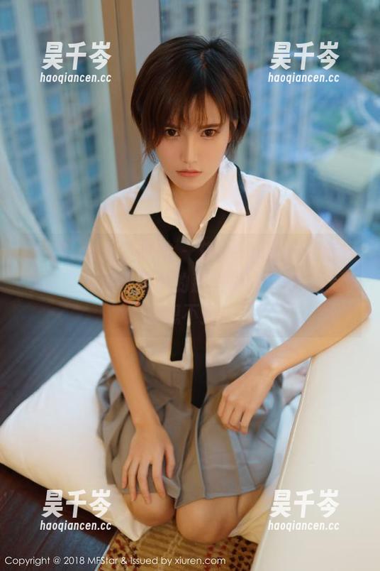 MFStar模范学院-艾莉Evelyn MFStar模范学院 - 艾莉Evelyn亲自分享原图:体操服中的那些微妙瞬间,你绝对想不到!