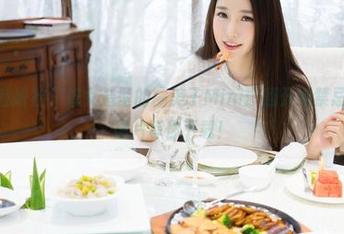 MiStar魅妍社 – 修女造型的糯美子Mini：翻开她禁忌的画册，图片等你下载！