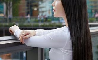 MiiTao蜜桃社 – 琉璃lily空姐：私拍美图，不就是让单身狗们在云端也能’谈恋爱’吗？