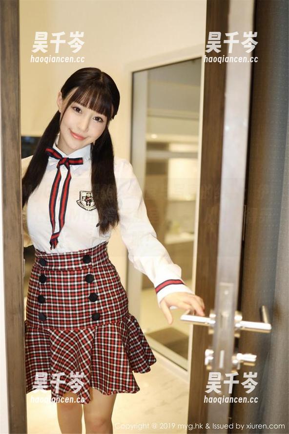 MyGirl美媛馆 - 课堂与写真的结合：伊小七MoMo的高清教室，学习从此变得养眼！