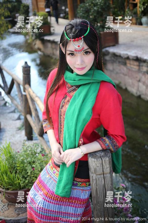 MyGirl美媛馆-王馨瑶 MyGirl美媛馆 - 窥探王馨瑶的泳池日常,拿下这组图包