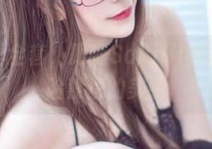 黑丝写真全套，跟随Sakiiii翎柒一起探险禁忌的美感