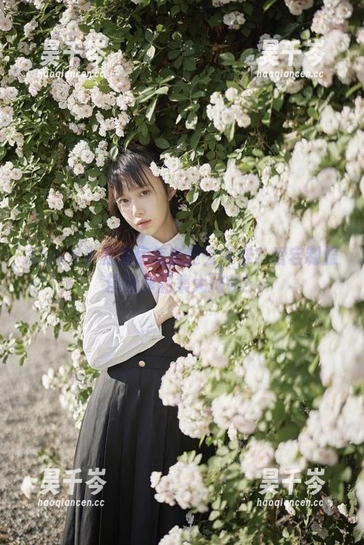 Shika小鹿鹿 Shika小鹿鹿你怎么这么会穿?爱宕制服精选作品集大揭秘!