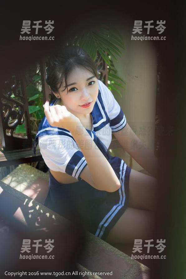 TGOD推女神-谭晓彤 TGOD推女神 - 哪里来的黑丝诱惑?快来看看谭晓彤的美图包,保准你失眠!
