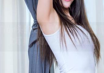 TouTiao头条女神 – 瞧瞧樊安妮的制服少女写真，高清之美尽显无遗