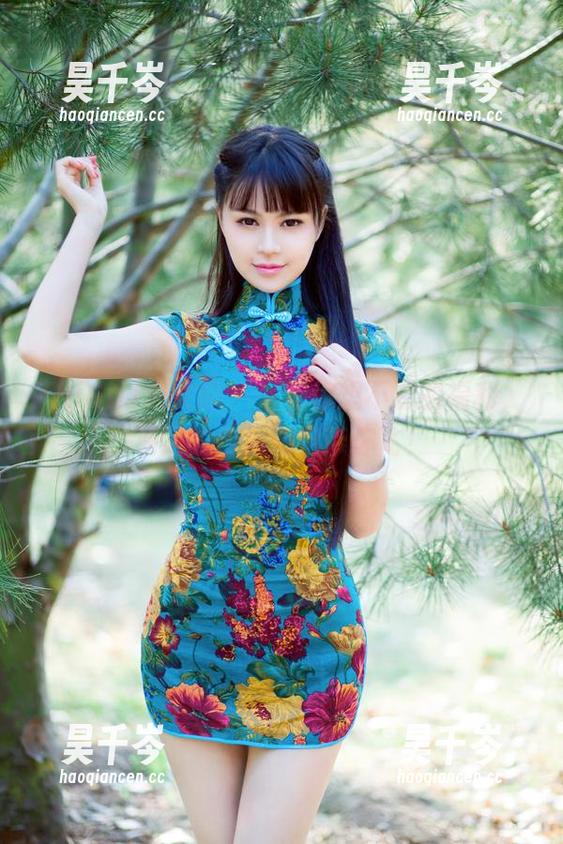 TuiGirl推女郎-易阳 TuiGirl推女郎 - 只有你想不到的福利,易阳的白色图包带你飞!