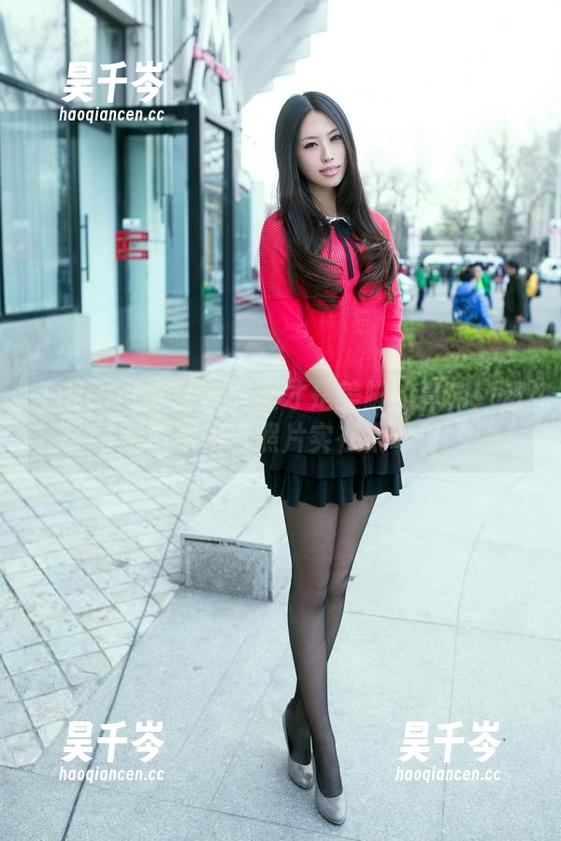 TuiGirl推女郎 - 这才是美脚的真谛！潘娇娇原图与照片实在太吸引