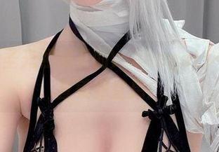 看！无圣光照耀下的Vinnegal少女，简直美到窒息！