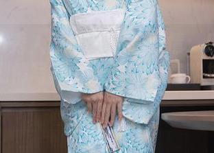 Xiuren秀人网 – 今天的心情：Elise谭晓彤的剧情写真太好看，免费就把我征服了！