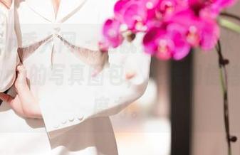 Xiuren秀人网 – 这就是“死库水”？童千艺cara的写真图包，光线和情绪交织的魔力。
