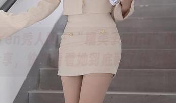 Xiuren秀人网 – “糯美子Mini”的连衣裙分享，快来看看她到底藏了什么秘密？