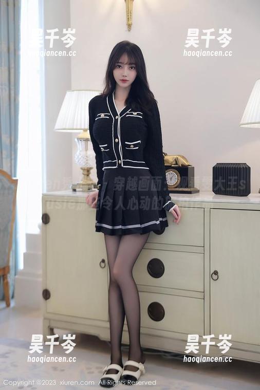 Xiuren秀人网 - 穿越画面：观看雯大王susie那些令人心动的旅拍作品
