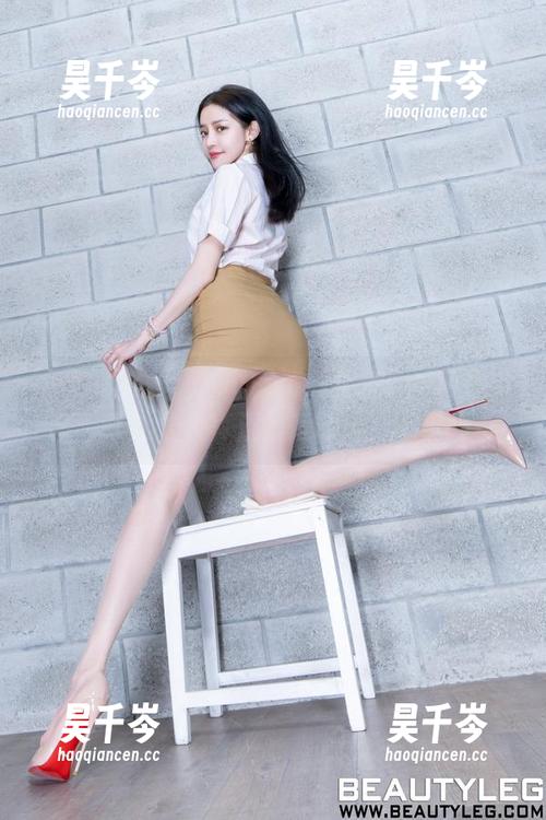 beautyleg - ChiChi的体操服写真集分享——这才是真正的运动风，不是吗？