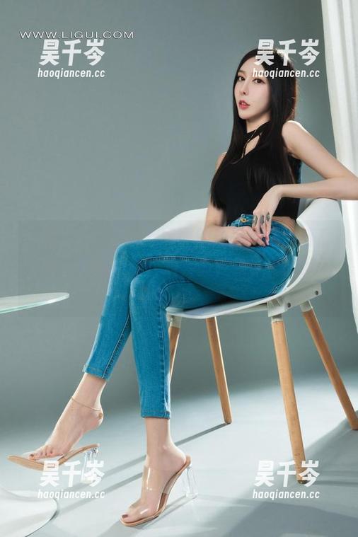 丽柜ligui-刘璐璐 丽柜ligui - 看刘璐璐的丝袜合集,简直是对光影的一次狂欢,有种难以言喻的吸引力。