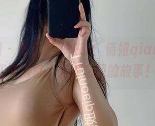 微密圈 – 最新图包来袭：俏妞qiaoniuTT在浴室，光影之间的故事！