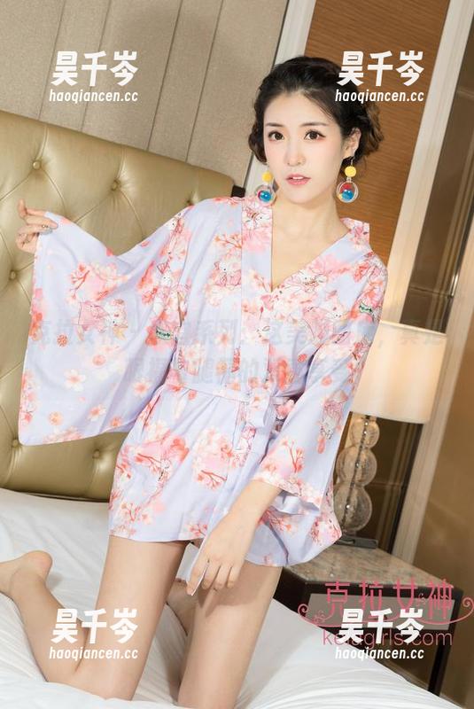 克拉女神 - 欣宜系列：这美脚图库，真是眼福与腿福的双重享受