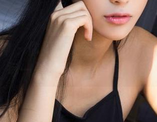 克拉女神 – 你见过女王颖儿的原图图集吗？每一张都让人想多看几眼！