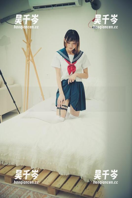 兔子Zzz不吃胡萝卜 兔子Zzz不吃胡萝卜的校服写真荣光,图片中的小确幸