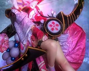 下载这组北之北的女仆装图片，感受那个年代的梦游！