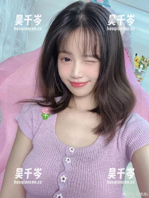 千反田鹿子 千反田鹿子图册:丝袜下的世界,结果竟然这样不靠谱!