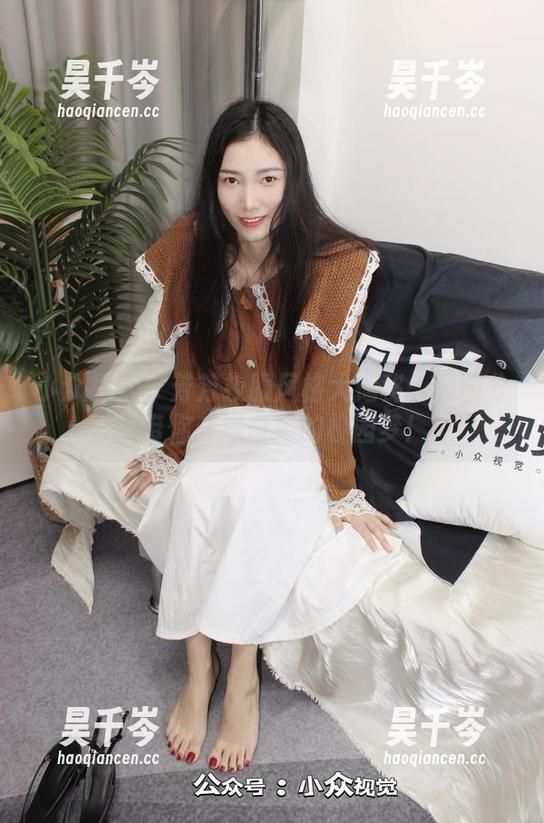 小众视觉-芳芳 小众视觉 - 芳芳校服风格大揭秘:美图分享带你走进奇妙的校园梦!