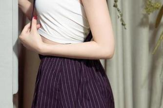 尤果网 – 叶希内衣写真：精选温柔的心情和透过窗的阳光