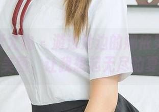 尤果网爱尤物 – 游泳池边的娜依灵儿：泳衣美图，让我想起无尽的夏天