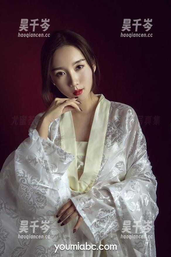 尤蜜荟-黄金宝儿 尤蜜荟 - 带着黄金宝儿的思春少女写真集,分享那些青春的悸动!