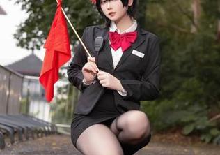 在家也能cos，屿鱼yukako的套图简直是我的居家灵感！
