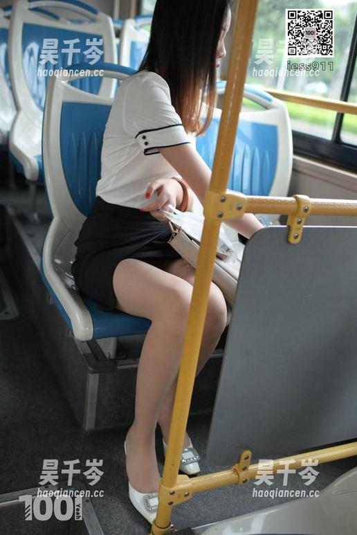 异思趣向 - 小九与她的红色包臀裙（上），免费写真，今天就来让我房间里吼一声！