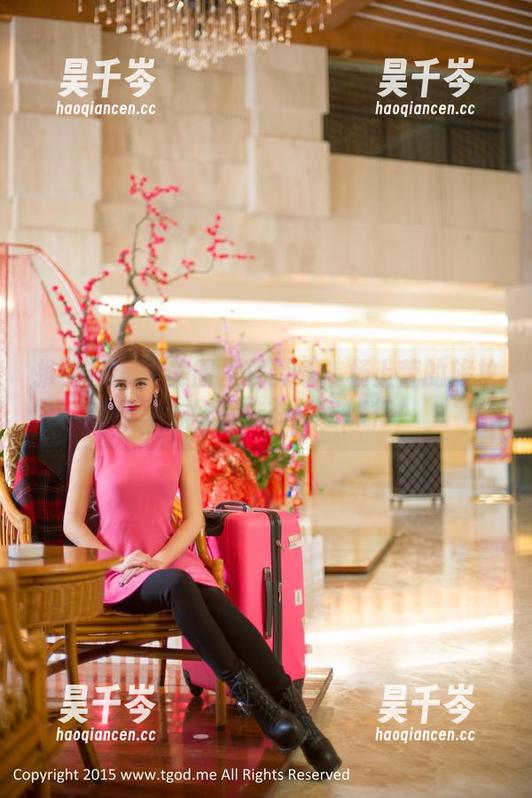 推女神-杨上萱 推女神 - 从美图里找灵感:杨上萱的旅拍分享,好想立刻打包旅行!