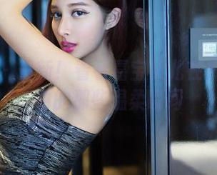 推女郎 – 最新！看看嘉宝贝儿在护士角色中的那些温柔瞬间