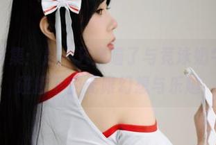 免费写真集：是一只废喵了与竞泳奶牛，两者碰撞下的无限幻想与乐趣