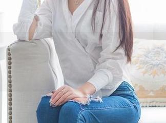 爱蜜社 – 张思允Nice的泳衣新美图，冲浪与自拍两不误，你敢试试？