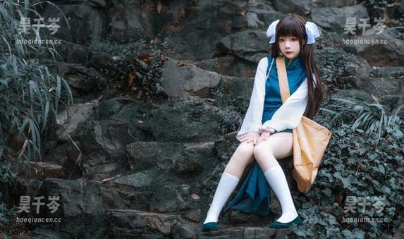 王胖胖u 精选王胖胖u吊带写真:帮你刷新“三观”的大胆尝试
