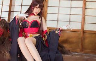 瓜希酱的黑贞德校服合集：清纯与魅惑的完美结合，快来下载感受一下！