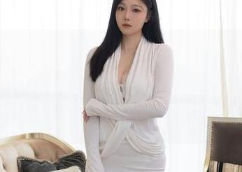秀人网 – 想要逃离现实？来看看佘贝拉bella的女仆合集美图吧，心情瞬间就舒缓了，感觉好像被温柔包围。