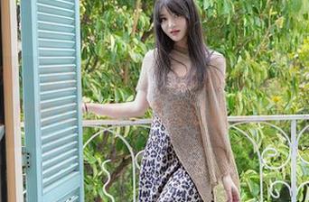 秀人网 – 定制作品：媃柔rourou在泳装里的梦幻时刻，真是让人流连！