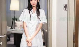 秀人网 – 张庭蓉的夏天写真集：在阳光下，她的魅力简直电闪雷鸣