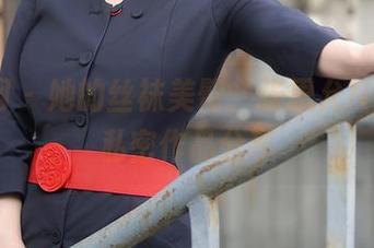 秀人网 – 她的丝袜美臀，张思允Nice的私密作品分享
