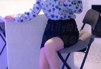 秀人网 – 想知道月夕Lily的白衬衫有什么故事吗？图库和分享等你来揭晓！