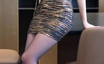 秀人网 – 摄影界的女神来了！快看诗诗的写真，网盘中的宝藏等你发掘！