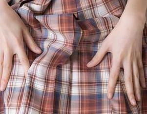 紧急企划 – 最新见希w白丝制服合集，光影里的秘密和幻想。