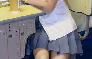 绮梦摄影 – 感觉子涵的少女写真图册像是油画里的某个角色，随时要走出框框！