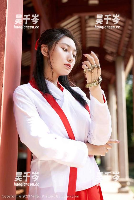 蜜桃社-桃乃香Tina 蜜桃社 - 内衣新境界!桃乃香Tina最新图册带你嗅到诱惑的气息