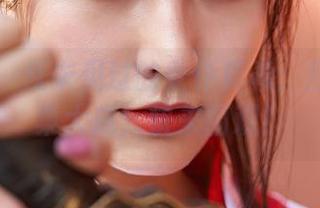 蜜桃社 – 从未见过的女仆真希：图片资源集大成，快来围观！