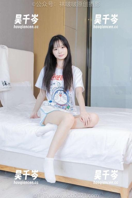 袜啵啵-奶油 袜啵啵 - 奶油脑洞大开!裸足图集下载,花絮版不容错过!