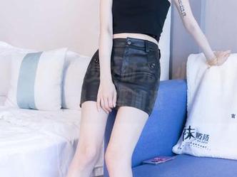 袜啵啵 – 定制的少女时光：小淳的作品让人心跳加速